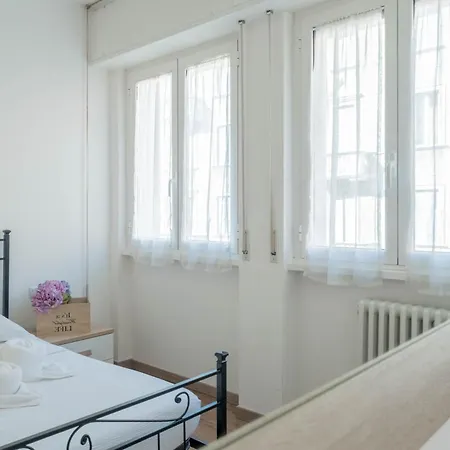 Apartment M.aurelio *